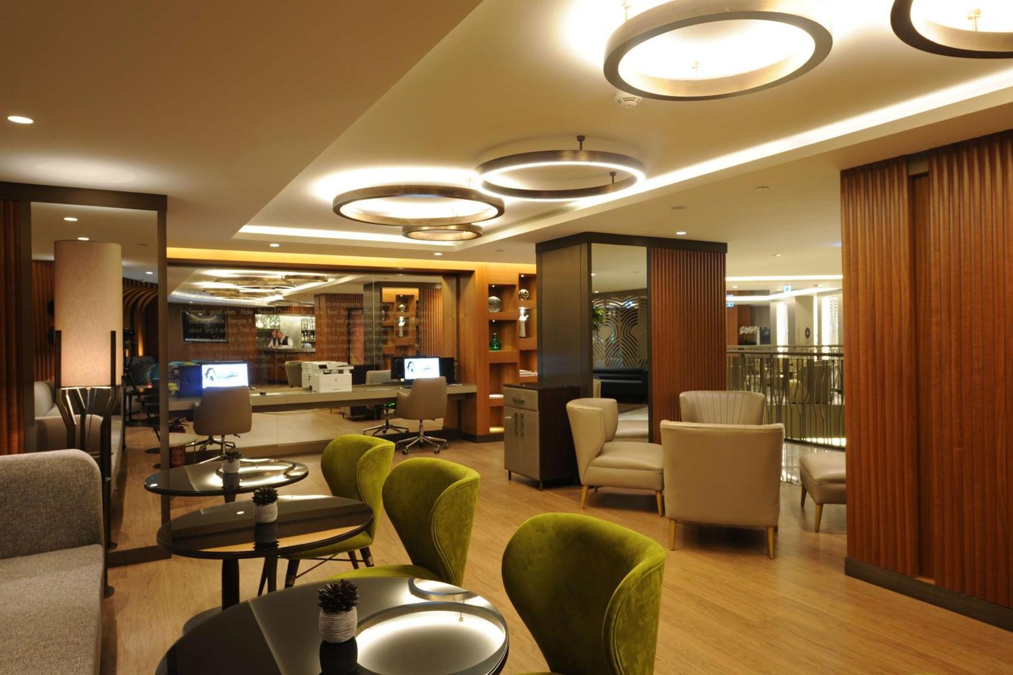 Doubletree By Hilton Istanbul - Sirkeci Hotel Bagian luar foto